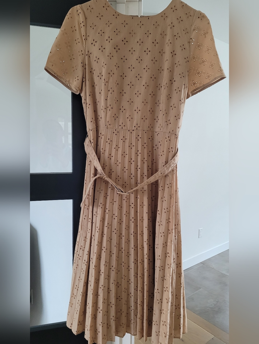 Ann Taylor Pleated Eyelet Midi Dress Size 10